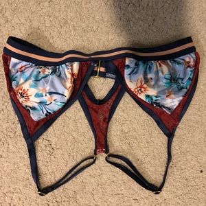 Medium Navy Blue Floral Bikini Bathing Suit Top